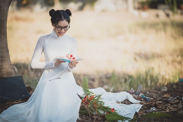 衣服发黄怎么洗白，有什么小妙招，衣服发黄怎么洗白小妙招